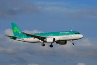 EI-DEL @ EIDW - Landing Rwy 10 - by Noel Kearney