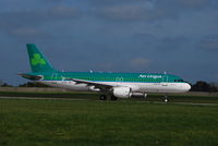 EI-DVJ @ EIDW - Lined up for departure Rwy 10 - by Noel Kearney