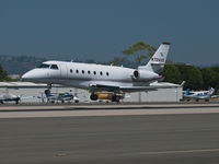 N724QS @ KSMO - N724QS arriving on RWY 21 - by Torsten Hoff