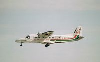 G-BUXT @ EIDW - Landing Rwy 28 (Scanned image)