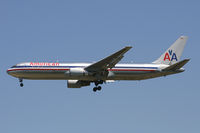 N393AN @ DFW - American Airlines landing at DFW - by Zane Adams