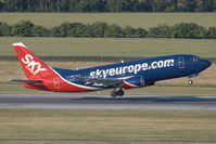 OM-CLA @ LOWW - Skyeurope 737-300 - by Andy Graf-VAP