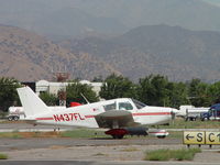 N437FL @ POC - Taxiing to 26L for take off at Brackett - by Helicopterfriend
