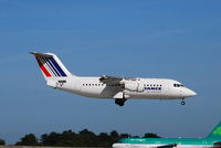 EI-RJW @ EIDW - Landing Rwy 10