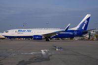 YR-BIB @ VIE - Blue Air Boeing 737-800
