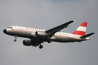 OE-LBP @ LOWW - VIE09 - by Peter Pabel