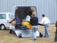 D-MTMH @ EDLO - Silence (M Strieker) Twister being unloaded from the company trailer at the 2009 OUV-Meeting at Oerlinghausen airfield