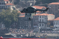19203 - Red Bull Air Race Porto 2009 - Portugal Navy - Westland WG-13 Lynx Mk95