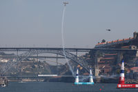N55ZE - Red Bull Air Race Porto 2009 - Paul Bonhomme - by Juergen Postl