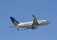 N17614 @ KCLE - Boeing 737-500