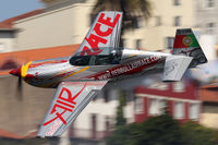 D-EUNA - Red Bull Air Race Porto 2009 - Extra EA-300LP