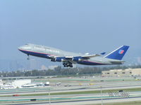 N178UA @ LAX - Lifting - by John1958