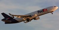 N523FE @ LFPG - Fedex in action - by V.FERNANDES (aviapassion)