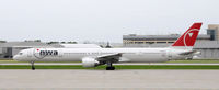N585NW @ KMSP - Taxi for departure - by Todd Royer