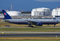 N783UA @ EDDF - Backtracking Rwy 25L - by The_Planespotter