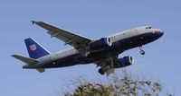 N829UA @ KLAX - Landing 24R at LAX - by Todd Royer