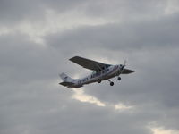 CS-AKX @ LPEV - CESSNA 172