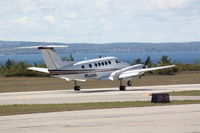 N500HG @ MGN - KTOL-KMGN - Landing RWY 28