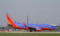 N777QC @ KAUS - Boeing 737-700 - by Mark Pasqualino