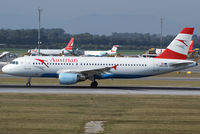OE-LBO @ VIE - Austrian Airlines Airbus A320-214 - by Joker767