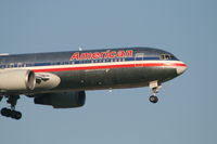 N372AA @ EBBR - arrival of flight AA088 to rwy 02 - by Daniel Vanderauwera