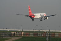 PH-MCJ @ EBBR - several seconds before landing on rwy 02