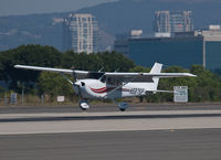N587SP @ KSMO - N587SP arriving on RWY 21 - by Torsten Hoff