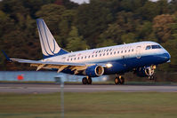 N646RW @ ORF - United Express (Shuttle America) N646RW (FLT TCF7573) from Chicago O'Hare Int'l (KORD) landing on RWY 23.