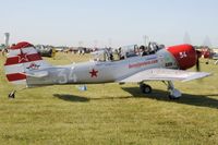 N252TW @ KOSH - Taxi to parking - by Todd Royer