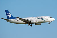 ZK-SJB @ NZAA - At Auckland - by Micha Lueck