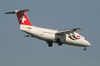 HB-IXV @ EBBR - flight LX778 is descending to rwy 02