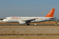 G-TTOH @ LPFR - Easyjet A320 lands at Faro - by Terry Fletcher
