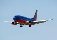 N348SW @ DAL - Landing on 13R.