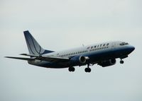 N367UA @ DFW - Landing on runway 18R at DFW. - by paulp