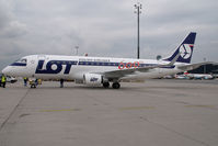 SP-LII @ VIE - Lot Embraer 175