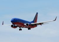 N749SW @ DAL - Landing on 13R at Love Field. - by paulp