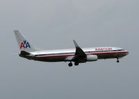 N906AN @ DFW - Landing on 18R at DFW. Nasty rainy day in Dallas! - by paulp