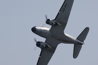HB-IRJ - Red Bull Air Race Barcelona 2009 - Breitling Douglas DC-3A-S4C4G - by Juergen Postl
