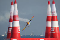 N19MX - Red Bull Air Race Barcelona 2009 - Matt Hall - by Juergen Postl