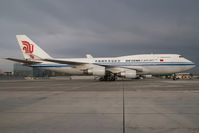 B-2478 @ VIE - Air China Boeing 747-400