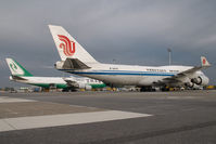 B-2478 @ VIE - Air China Boeing 747-400
