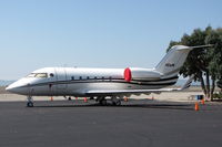 N6MW @ OAK - 1982 Canadair Ltd CL-600 CHALLENGER at North Field (visting from Oshkosh, WI) - by Steve Nation