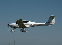 N868US @ KPAO - Visiting 2007 Diamond Aircraft Ind Inc DA 40 on final - by Steve Nation