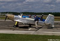 N187WK @ W03 - A passer-by getting a closer look