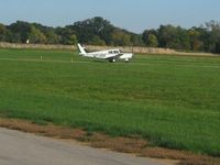 N7145P @ OSU - Arriving at Columbus, Ohio - by Bob Simmermon