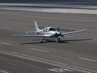 N999TF @ KSMO - N999TF taxiing - by Torsten Hoff