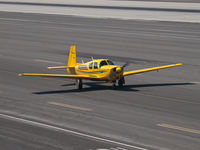 N6969U @ KSMO - N6969U taxiing - by Torsten Hoff