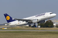 D-AILP @ EDDF - Tübingen lifts off from RW18W - by FBE