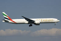 A6-ECR @ EDDF - lined up with RW25L
