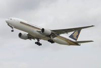 9V-SRH @ WADD - Singapore Airlines - by Lutomo Edy Permono